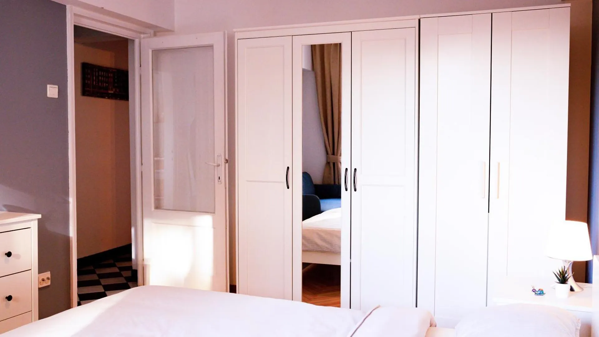 Downtown Cozy Trip Apartamento Bucareste